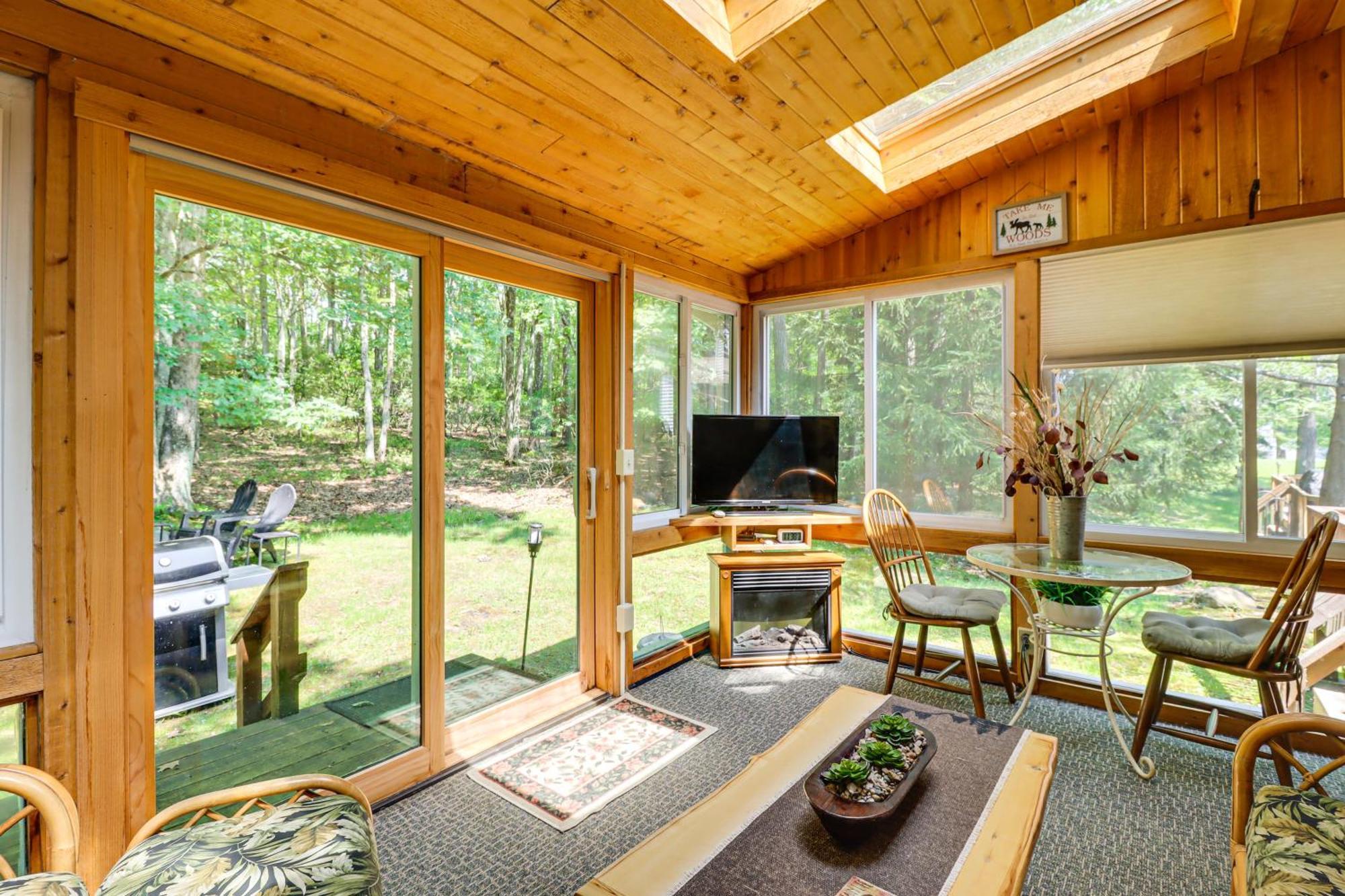 Lake Harmony Townhome Walk To Restaurants! Extérieur photo